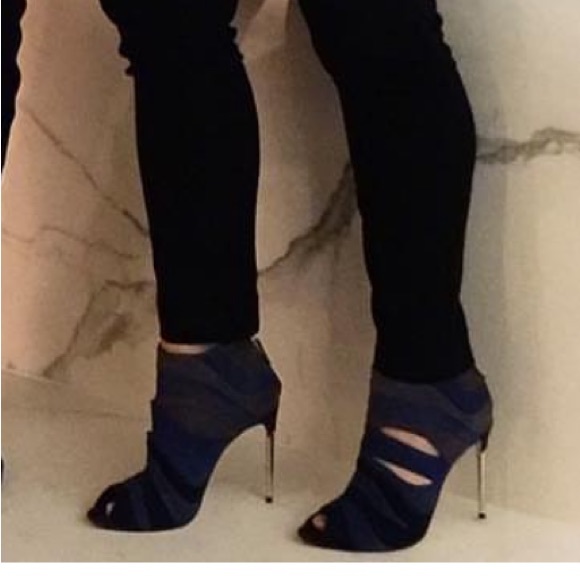 Sebastian Italian suede booties - Picture 12 of 12